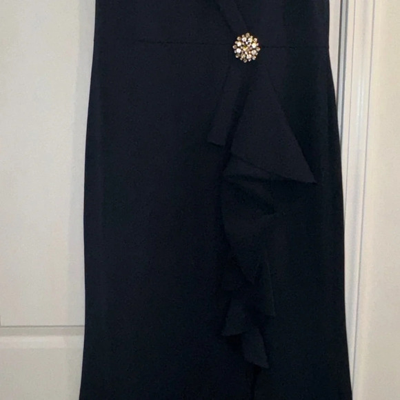 Jessica Howard navy blue off shoulder evening gown size 16 fits more like 14 - Picture 3 of 4